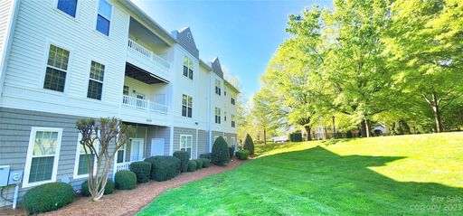 10125 Westmoreland Road 2D