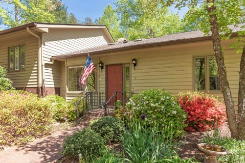 8 Hunting Country Trail sold home in Hunting Country Trails, Tryon, NC