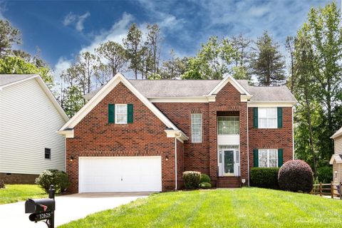 12628 Longstock Court