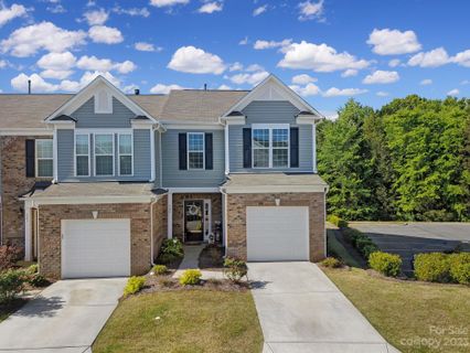 505 Hunters Dance Road