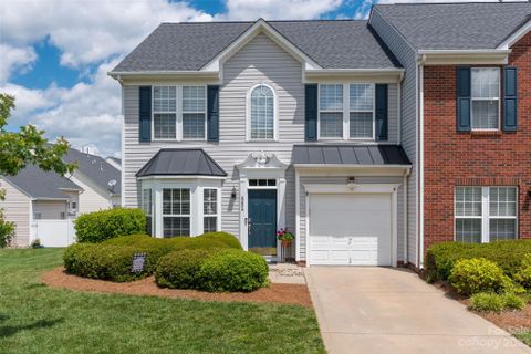 4224 Center Place Drive