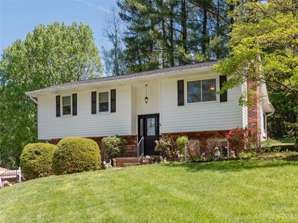 309 Wayside Lane