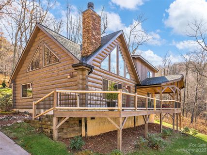 150 Toi Trail sold home in Carolina Log Homes, Maggie Valley, NC