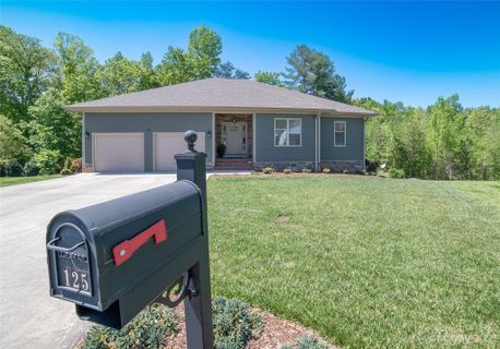 125 Beechmont Drive sold home in Beechmont, Morganton, NC