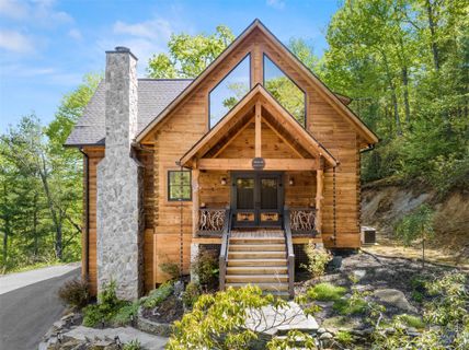 243 125 Corsica Lane 29 and 30 sold home in Mountain Vista, Saluda, NC