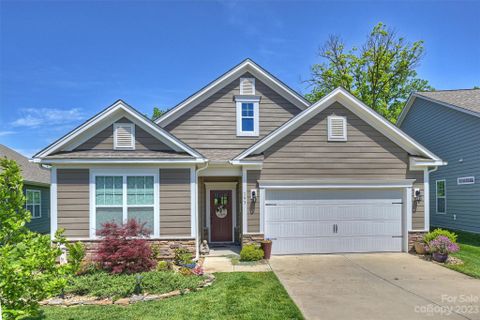 193 Hanks Bluff Drive