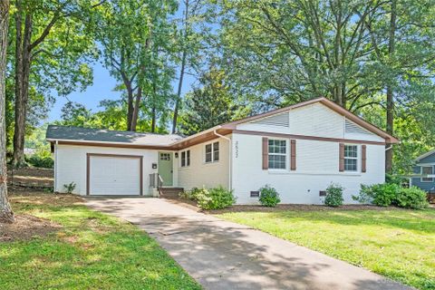 3522 Enfield Road