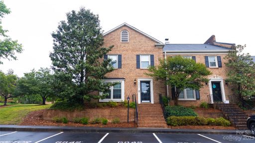 6842 Constitutional Lane