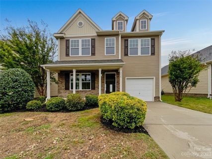 716 Constance Way