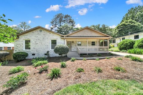 5400 Chedworth Drive