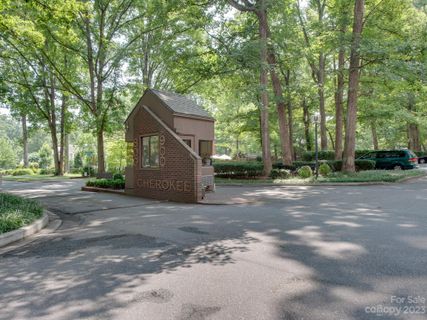 970 Cherokee Road