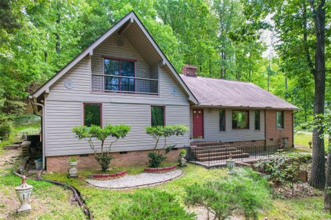 3232 Johnny Cake Lane