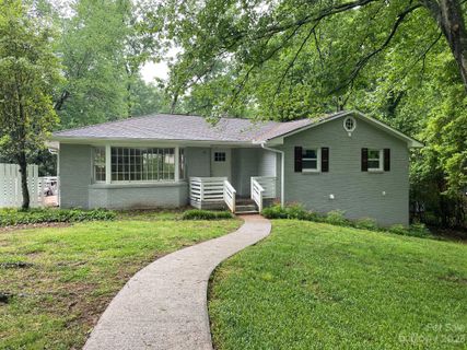 3336 Woodwardia Drive