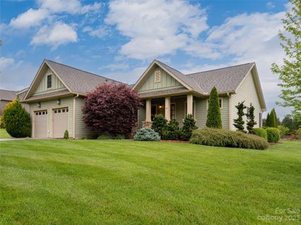 20 Slippery Rock Drive sold home in Robinson Creek, Fletcher, NC