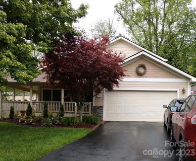 172 Fairway View Drive sold home in Etowah Golf Villas, Etowah, NC