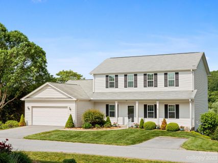 99 High Ridge Drive sold home in High Ridge, Mills River, NC