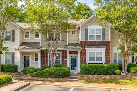 8444 Chaceview Court
