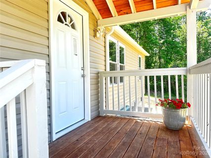 679 Ridge Road sold home in Ridge Walk, Marion, NC