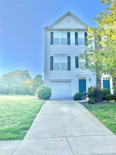 10355 Garrett Grigg Road sold home in Mallard Glen Village, Charlotte, NC