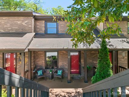 16 Spears Avenue 39 sold home in Oak Terrace, Asheville, NC