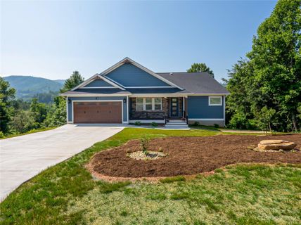 42 Governor Thomson Terrace sold home in Reems Creek Village, Weaverville, NC
