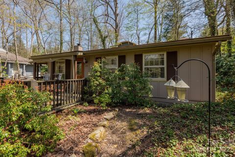 213 S Laurel Circle sold home in Lakewood Park, Black Mountain, NC