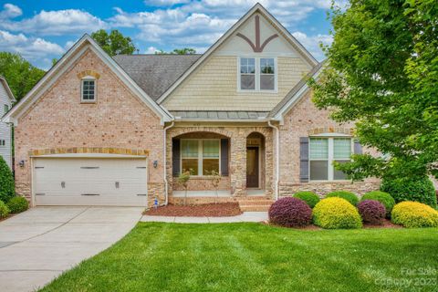 4122 Deer Track Court sold home in Telfair, Mint Hill, NC