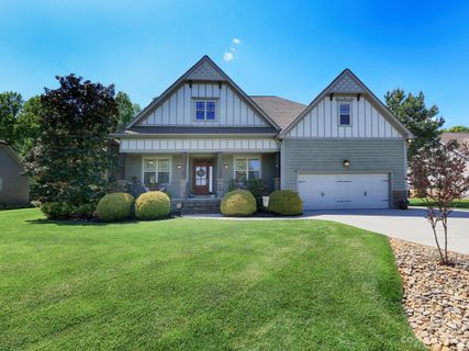 109 Bluff Meadow Lane sold home in Shepherds Bluff, Mooresville, NC