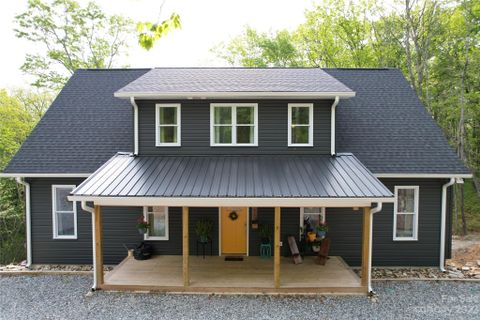 220 Mulberry Circle sold home in Sequoyah Woods, Brevard, NC