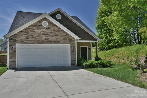 18 Yadkin Road