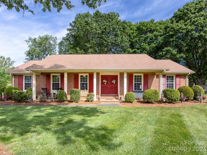 7501 Hitching Post Lane