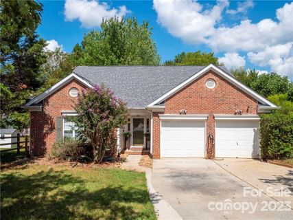 716 Bradberry Lane