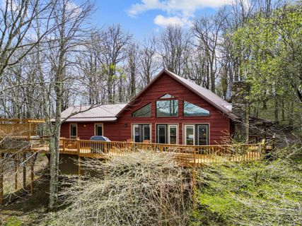 304 Sarvis Lane
