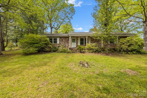 17 Oakbrook Road sold home in Franem Acres, Fletcher, NC
