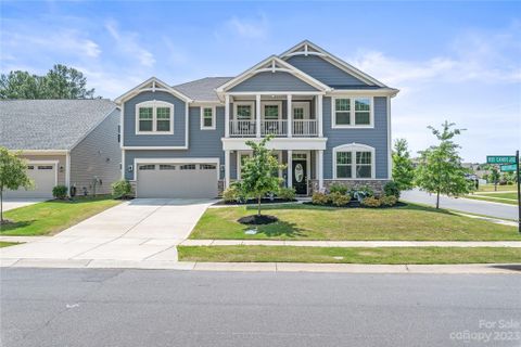 15304 Red Canoe Way