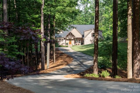 7350 Lakeridge Drive sold home in Webbs Chapel Cove, Denver, NC