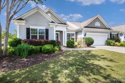33121 Tanager Court