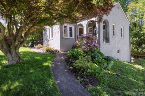 6 Waverly Road
