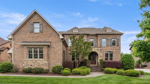 222 Glenmoor Drive