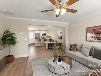 1558 Oak Leaf Drive