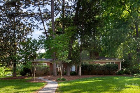 7501 Shady Lane