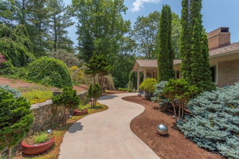 82 Westhaven Drive sold home in Town Mountain, Asheville, NC