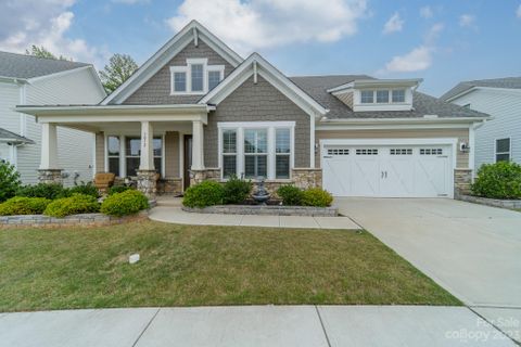 3032 Quinebaug Road
