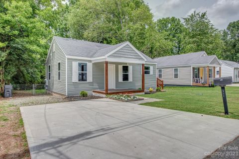 711 N Buckoak Street sold home in Murphy Heights, Stanley, NC