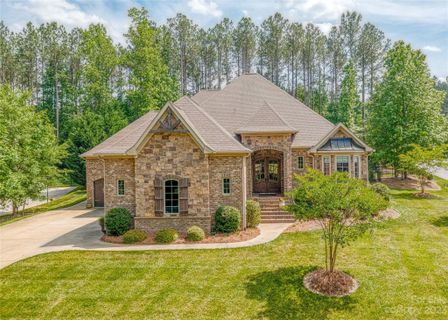 251 Palm Cove Way