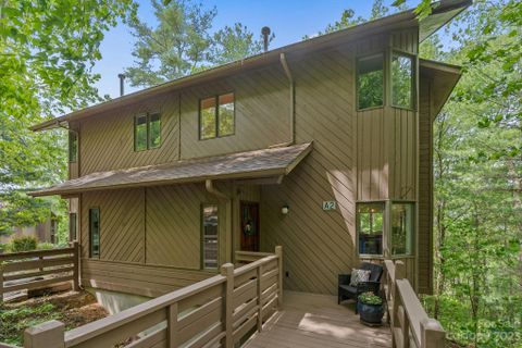 305 Piney Mountain Drive A2 sold home in Pine Cliff Condominiums, Asheville, NC