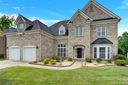 8512 Fairgreen Avenue sold home in Waxhaw, SC