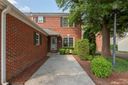 2404 Oak Hill Village Lane sold home in Charlotte, SC