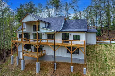 297 White Fox Lane 36 sold home in Silver Springs Farm, Banner Elk, NC