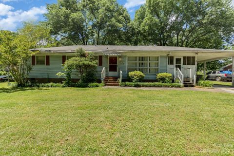 6301 Covecreek Drive